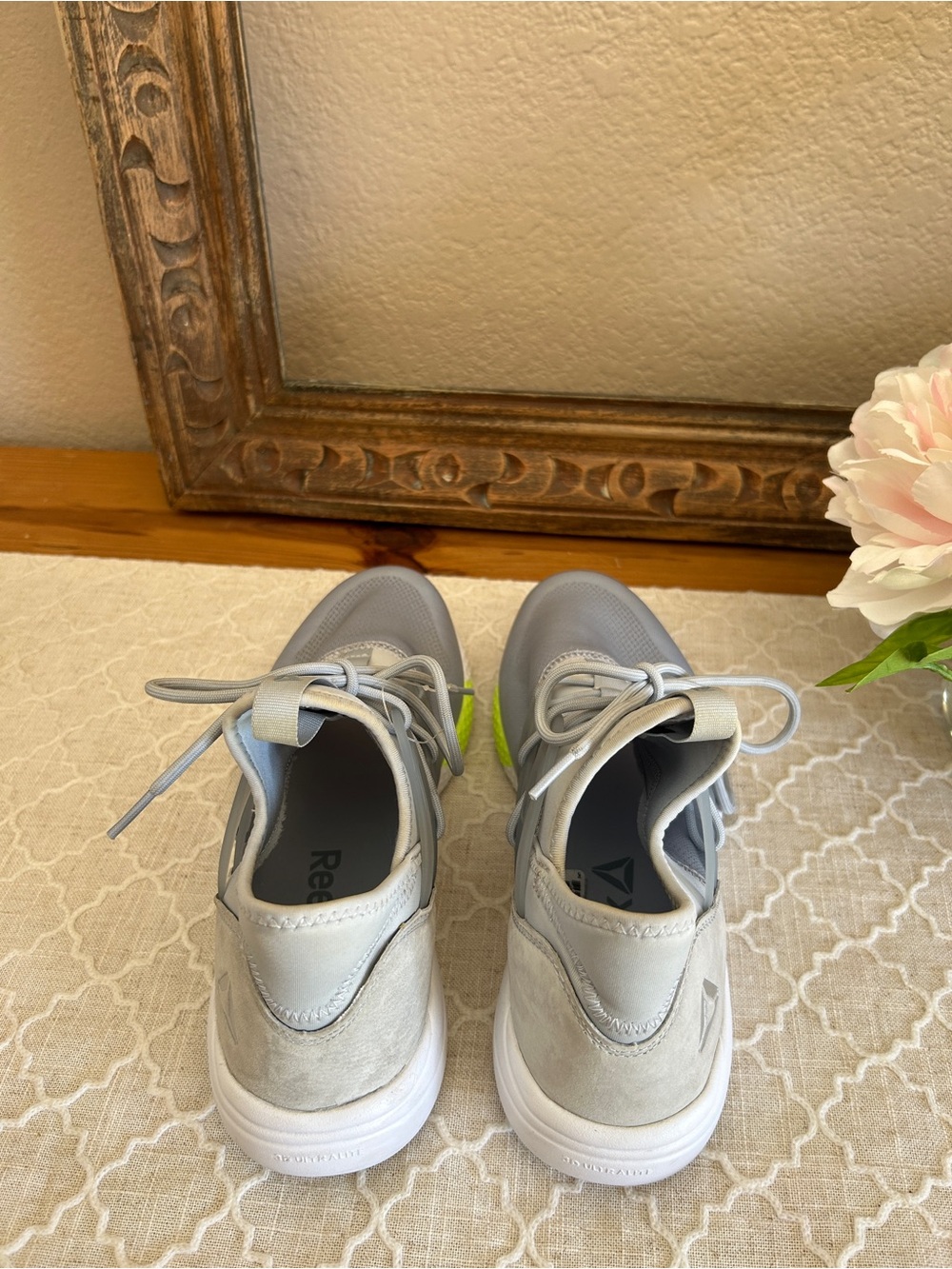 Reebok Hayasu Women's Gray Lace-Up Athletic Shoes like new in box, size 8.5 - Picture 5 of 11